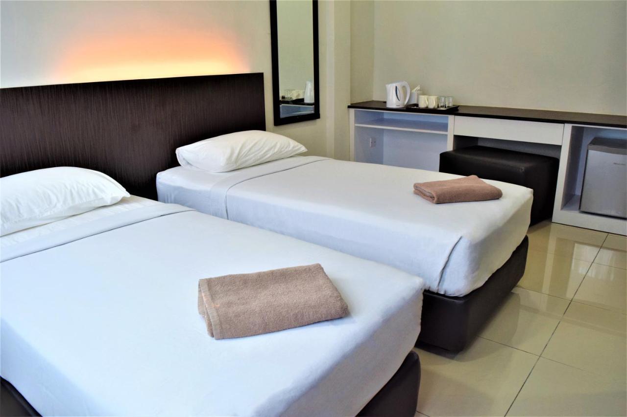 Desaru, Bayu Balau Beach Resort Bandar Penawar エクステリア 写真